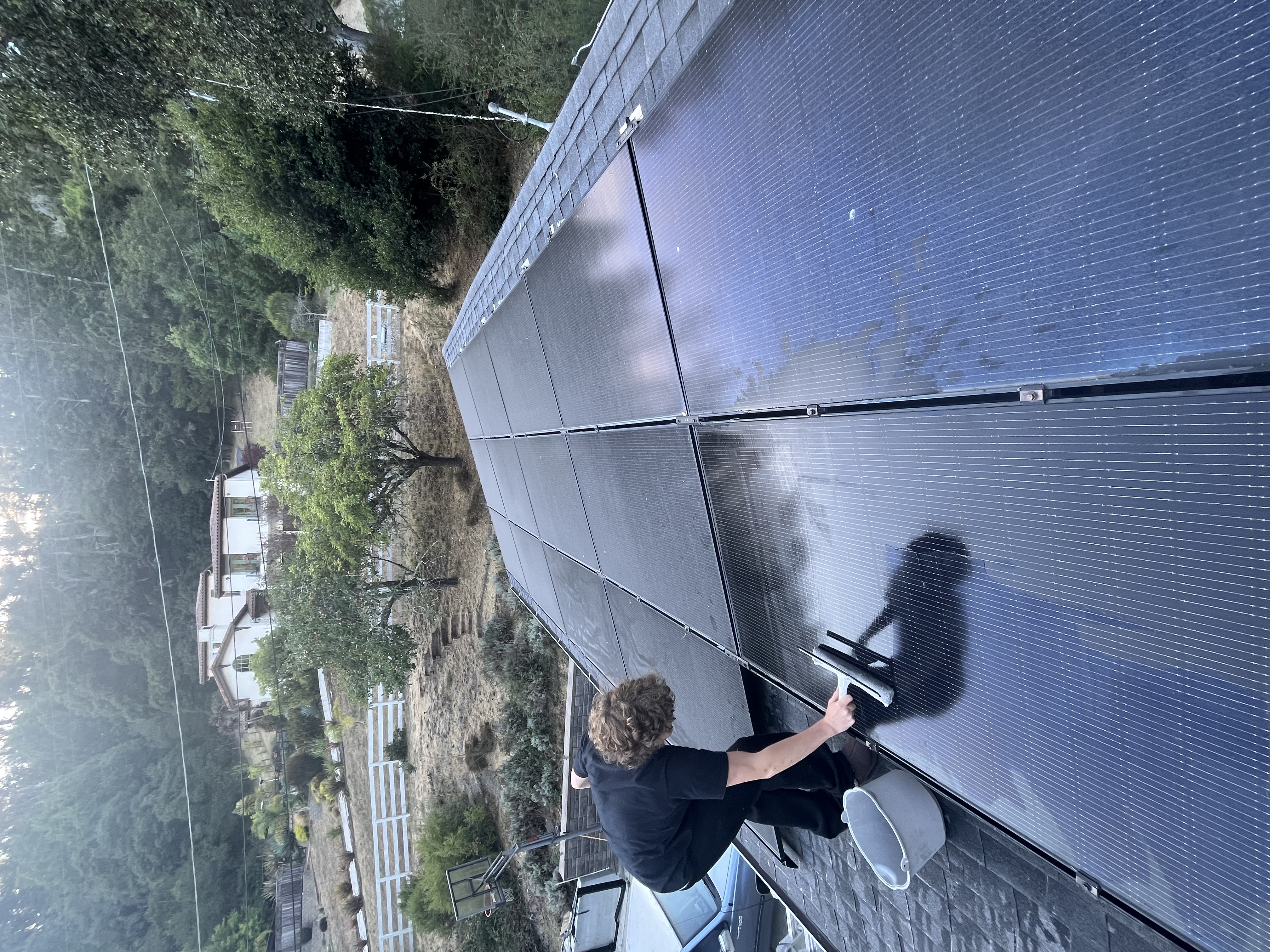 Professional solar panel cleaning in Santa Cruz